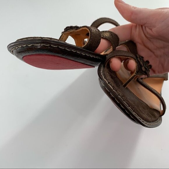 Think SoSo womens sandals size 11 chocolate brown floral toe ring - Picture 9 of 12